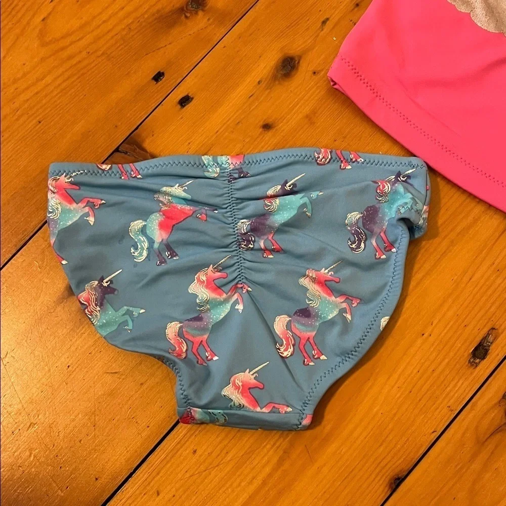 HATLEY Toddler Girls 4 Two Piece Swimsuit Unicorns Rainbow Pink Blow Criss Cross